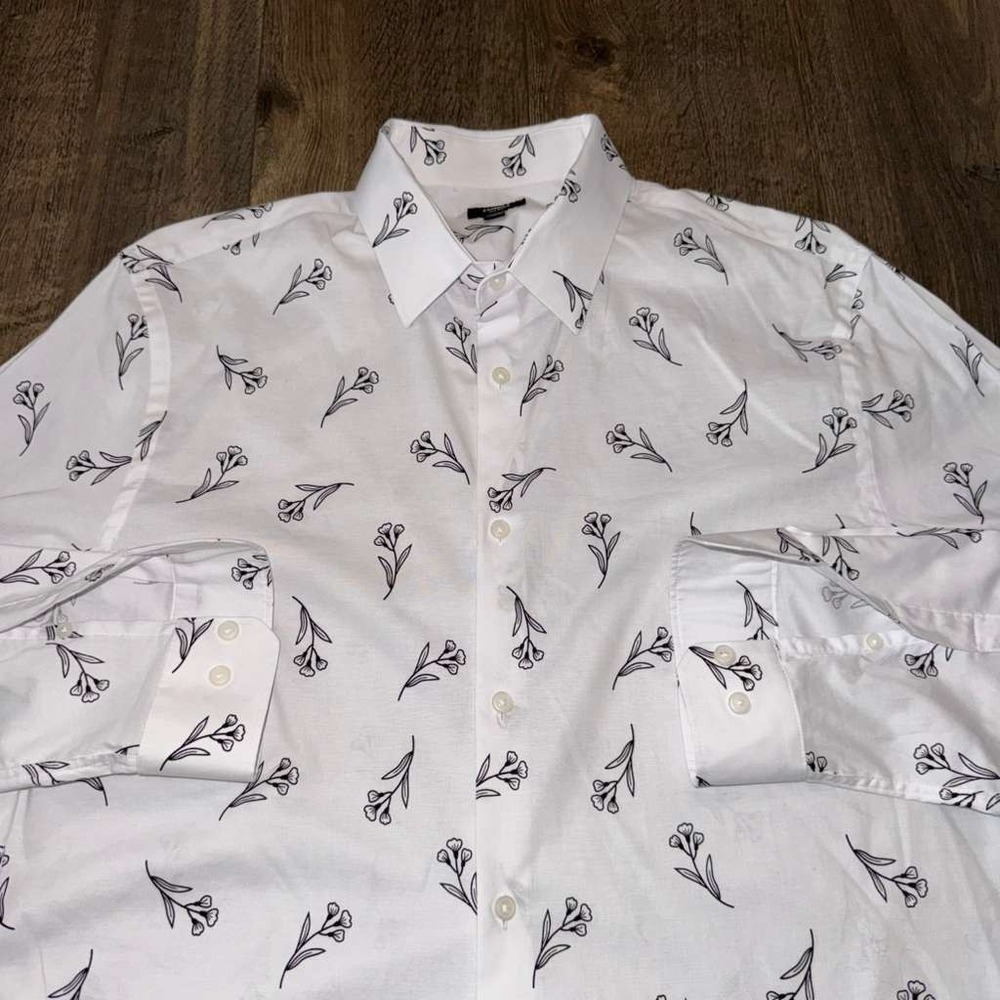 Express Women's Size L Button Down Shirt Floral Summer Top Work Office Casual - Picture 9 of 13
